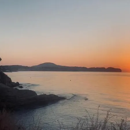 Beachfront Magic Кальпе